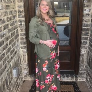 OLIVE FLORAL MATERNITY DRESS * large * worn once